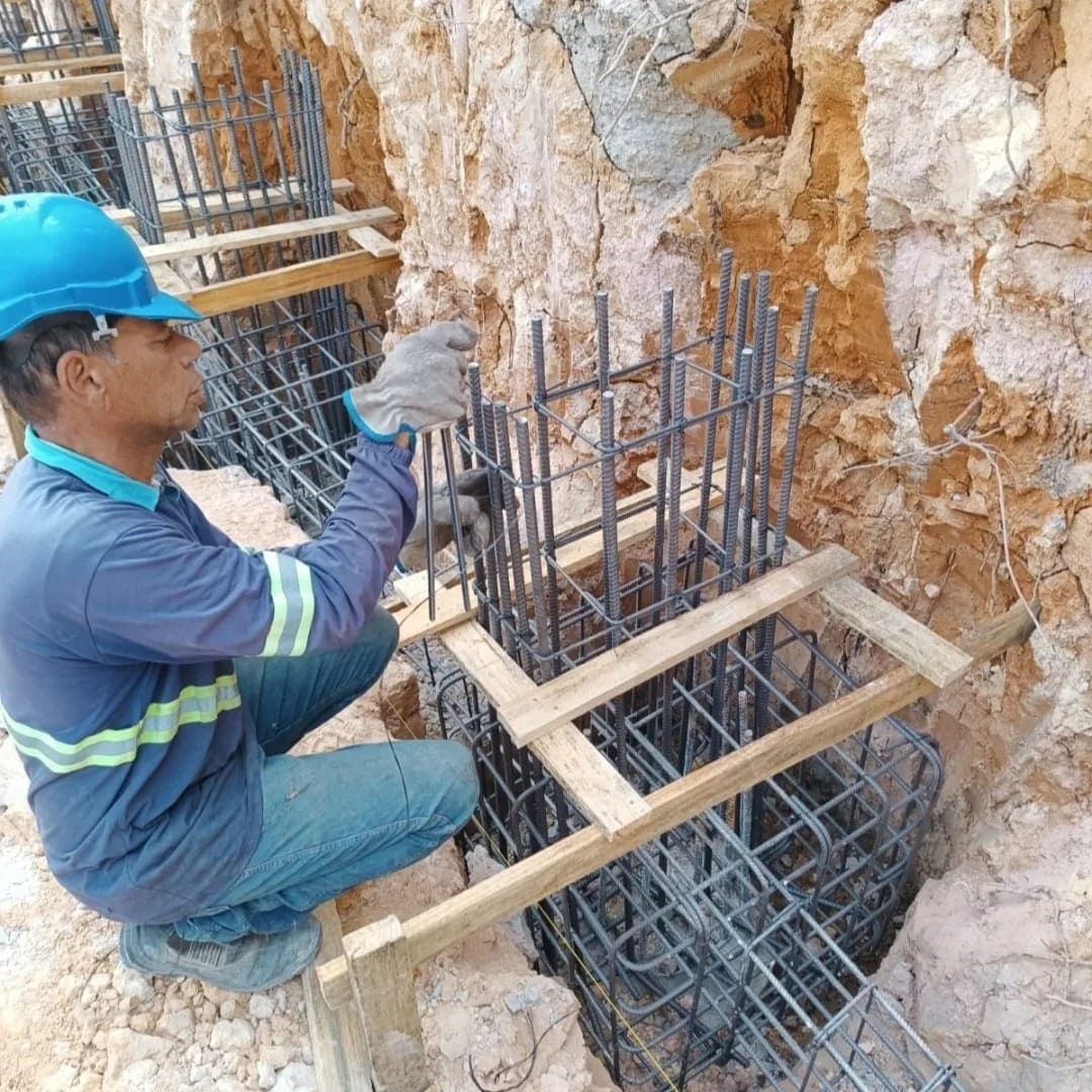 Projeto e Execução de Muro de Arrimo